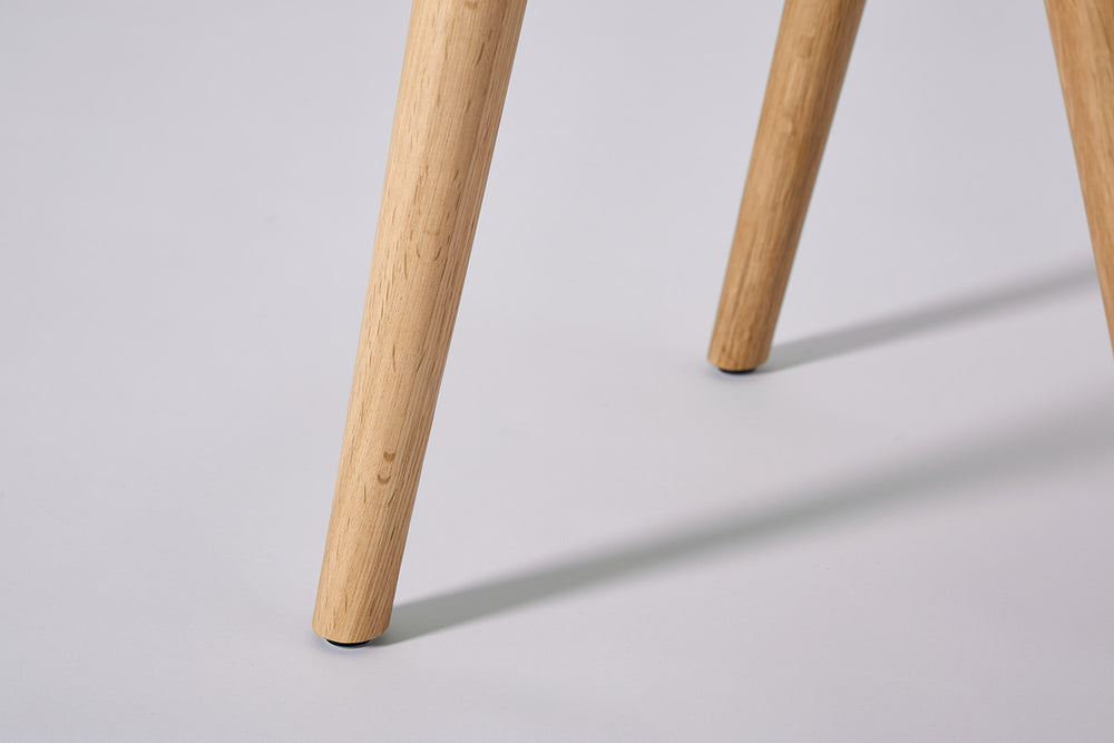 Bedside Table 01 Oak