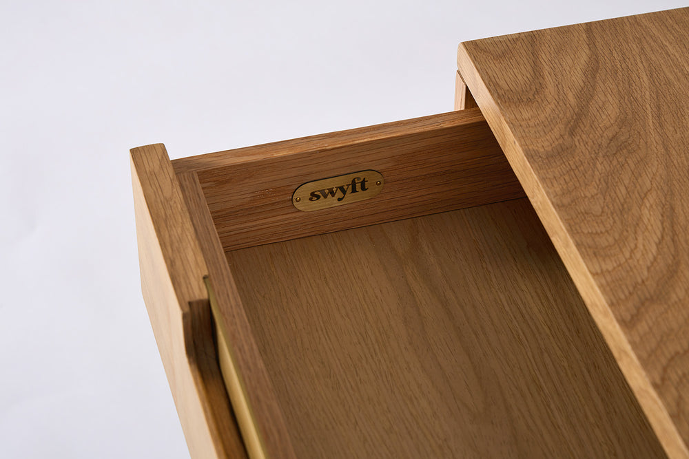 Bedside Table 01 Oak